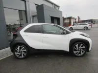 Used Toyota Aygo X 72 HP (52 kW) 2023 White SUV