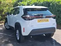 Used Toyota Yaris Hybrid 116 HP (85 kW) 2023 White Estate