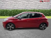 Begagnad Peugeot 208 GT-line 100 HK (73 kW) 2017 Röd Halvkombi