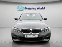 Usado BMW 330e M Sport 292 HP (214 kW) 2021 Cinzento Sedan