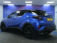 Used Toyota C-HR 122 HP (89 kW) 2019 Blue SUV