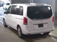 Used Mercedes V220 2016 White MPV