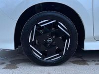 Used Nissan Leaf Acenta 110 kW (150 HP) 2022 White Hatchback