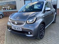 Used Smart ForFour Premium 71 HP (52 kW) 2015 Grey Hatchback
