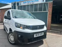 Used Peugeot Partner 2019 White MPV