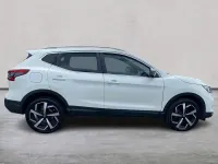Used Nissan Qashqai Tekna+ 140 HP (102 kW) 2018 White SUV