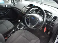 Used Ford Fiesta Zetec 82 HP (60 kW) 2014 White Hatchback