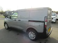 Second-hand Ford Transit Trend 125 CP (91 kW) 2025 Argintiu Van