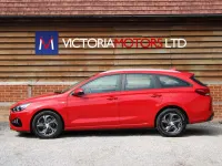 Used Hyundai i30 SE 120 HP (88 kW) 2023 Red Estate