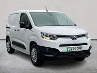 New Toyota Proace City City 50 kW (68 HP) 2025 White MPV