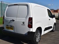 used Peugeot Partner 1000 1.6 BlueHDi 100 Professional Van