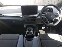 New VW ID.5 Pro 210 kW (286 HP) 2025 Twotone metallic  glacier white with black roof SUV