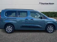 Używany Vauxhall Combo Ultimate 100 kW (136 KM) 2025 Niebieski Minivan