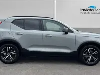 Usado Volvo XC40 Plus 163 HP (119 kW) 2023 Cinzento SUV