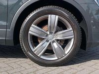 Usado VW Tiguan Match 150 CV (110 kW) 2019 Gris SUV