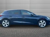 Used Seat Leon FR 128 HP (94 kW) 2022 Asphalt blue Hatchback