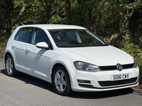 Begagnad VW Golf VII Edition 2016 Vit Halvkombi