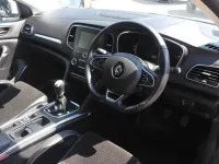 Used Renault Mégane Dynamique 130 HP (95 kW) 2017 White Hatchback