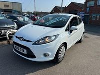 Used Ford Fiesta 82 HP (60 kW) 2011 White Hatchback