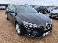 Usado Renault Mégane GrandTour Dynamique 110 CV (80 kW) 2017 Negro Familiar