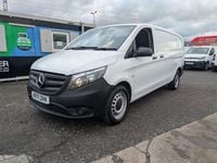 Begagnad Mercedes Vito Progressive 2022 Vit Van