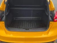 Used Ford Focus ST 185 HP (136 kW) 2017 Yellow Hatchback