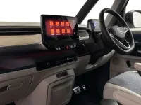 Używany VW ID. Buzz Pro 210 kW (286 KM) 2024 Biały Minivan
