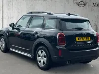Used Mini Cooper Countryman Classic 134 HP (98 kW) 2021 Black SUV