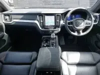 Usado Volvo V60 Plus 350 HP (257 kW) 2023 Vermelho Carrinha