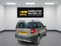 Used Skoda Yeti SE 140 HP (102 kW) 2011 Beige SUV