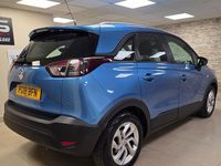 Used Vauxhall Crossland X 81 HP (59 kW) 2018 Blue SUV