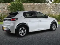Used Peugeot e-208 Allure 100 kW (136 HP) 2020 White Hatchback