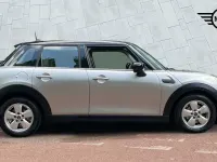 Used Mini Cooper Classic 134 HP (98 kW) 2023 Silver Hatchback