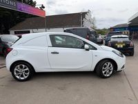 Used Vauxhall Corsa 74 HP (54 kW) 2015 White Hatchback