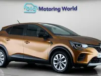 Used Renault Captur Iconic 91 HP (66 kW) 2022 Orange SUV