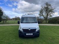 Used Vauxhall Movano 125 HP (91 kW) 2016 White MPV