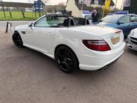 Used Mercedes SLK200 AMG 184 HP (135 kW) 2013 White Cabriolet