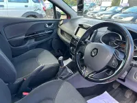 Used Renault Clio Dynamique 90 HP (66 kW) 2014 Red Hatchback