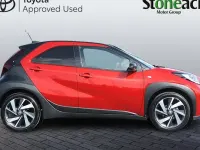 Used Toyota Aygo X 72 HP (52 kW) 2024 Red SUV