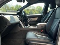 Second-hand Land Rover Discovery Sport HSE Dynamic 204 CP (150 kW) 2025 Argintiu SUV