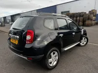 Used Dacia Duster Lauréate 110 HP (80 kW) 2014 Blue SUV