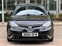 Usado MG MG3 106 HP (77 kW) 2016 Preto Citadino