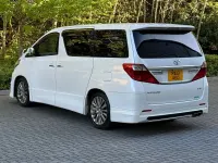 Second-hand Toyota Alphard 2026 Alb Monovolum