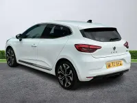 Used Renault Clio Techno 145 HP (106 kW) 2022 White Hatchback
