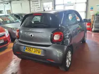 Used Smart ForFour Passion 71 HP (52 kW) 2018 Black Hatchback