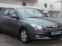 Used Hyundai i30 Comfort 108 HP (79 kW) 2009 Grey Hatchback