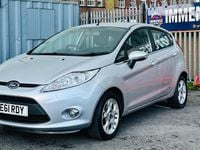 Used Ford Fiesta Zetec 70 HP (51 kW) 2011 Silver Hatchback