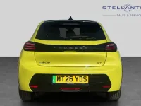 Nouă Peugeot e-208 GT 113 kW (154 CP) 2026 Galben Hatchback