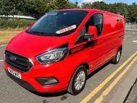 Used Ford Transit Custom Limited 130 HP (95 kW) 2021 Red Van