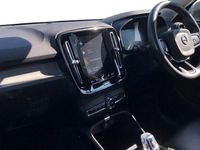 Usado Volvo XC40 Inscription 197 HP (144 kW) 2021 Cinzento SUV